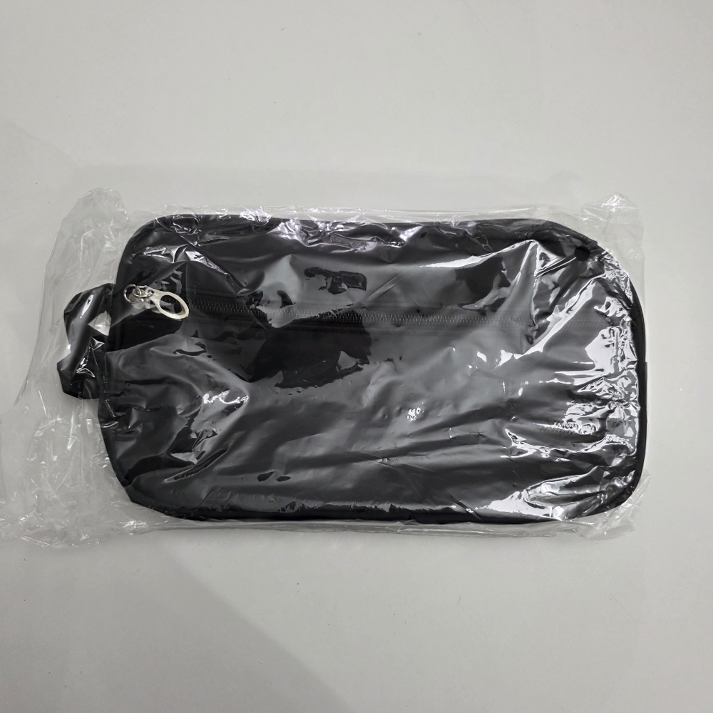 Black Macy's Men's Dopp Kit Toiletry Bag NEW Perfect for Gifting